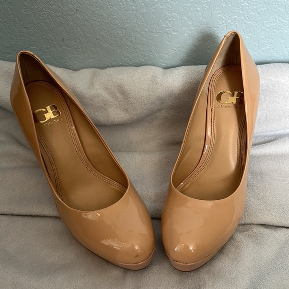 Pink Gianni Bini heals. - Picture 2 of 8